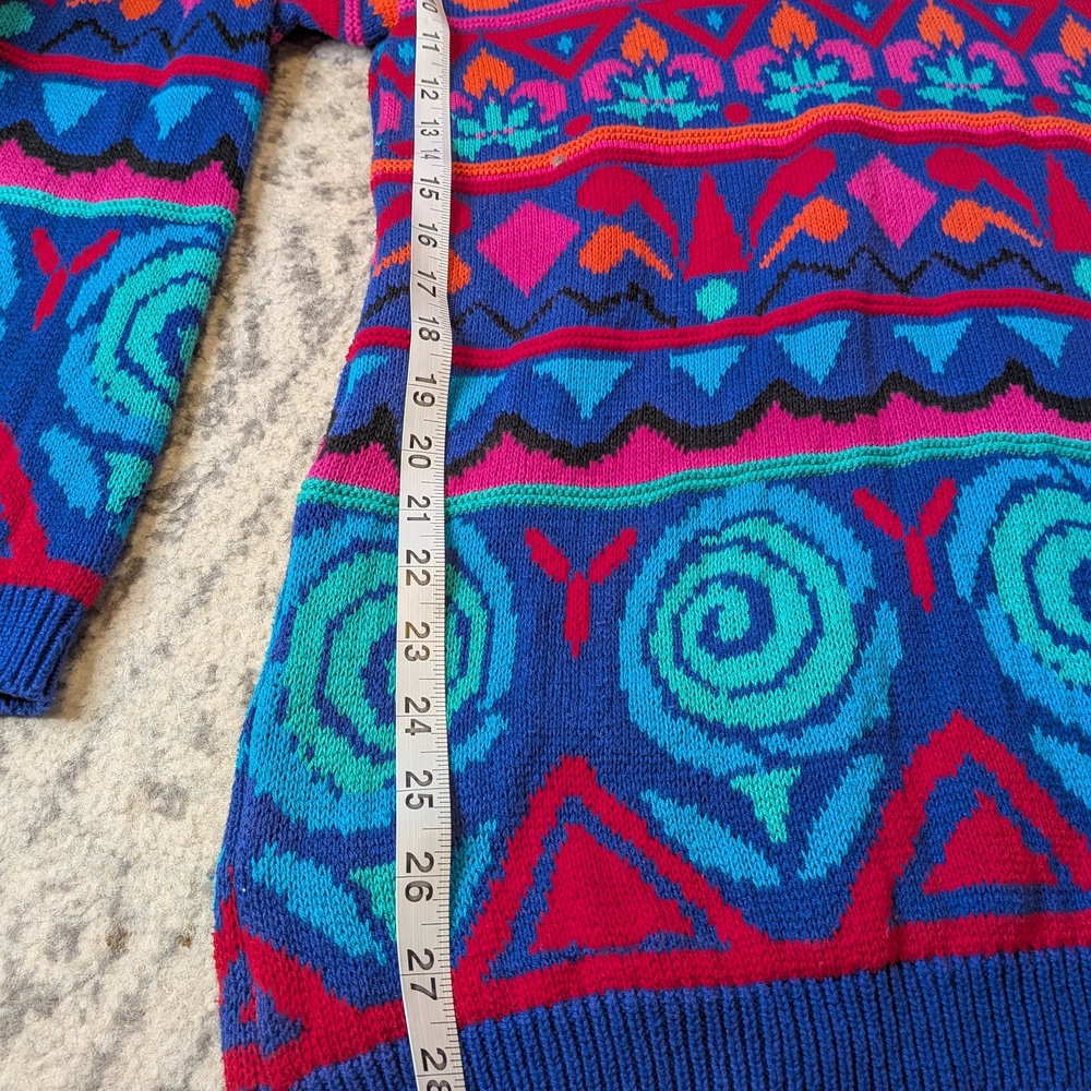 Colorful Geometric Pattern Sweater - Picture 5 of 10